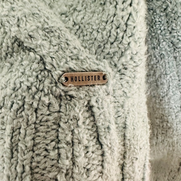 Hollister | Women’s Long Sleeve Sweater Light Blue Balloon Sleeve Soft - Picture 4 of 8